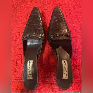 Brighton Pamela Mules.